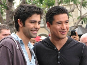 Adrian Grenier, Mario Lopez