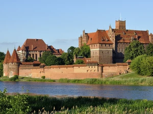 Castle, Malbork, Moat, Teutonic