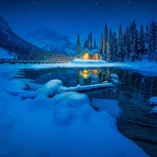 Yoho National Park, winter, Emerald Lake, house, Province of British Columbia, Canada, Mountains, forest, bridge