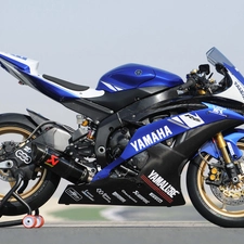 Yamaha YZF R1, riser