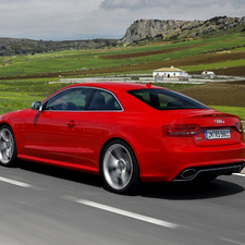 Red, Audi RS5