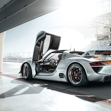 Porsche 918 RSR Coupe Tor, scene