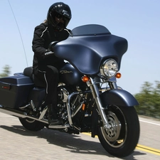 Side, Harley-Davidson Touring Street G, trunks