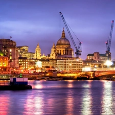 London, chair, St.Pauls