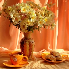 bouquet, Cookies, tea, marguerites