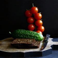 tomatoes, breakfast, cucumber, spray, bread