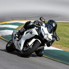 race, Suzuki GSX-R600, track