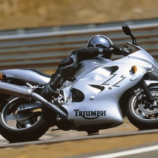 track, Triumph TT 600