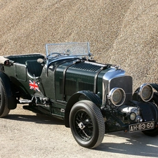 Bentley, Military truck