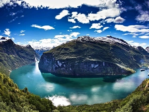 vessels, VEGETATION, Geirangerfjord, Mountains, sea