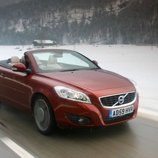 Volvo C-70, winter